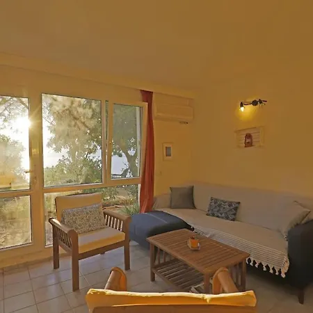 Appartement Mola 3 *