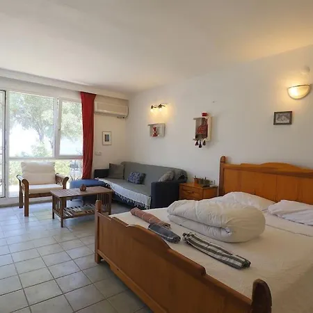 Mola 3 Apartment