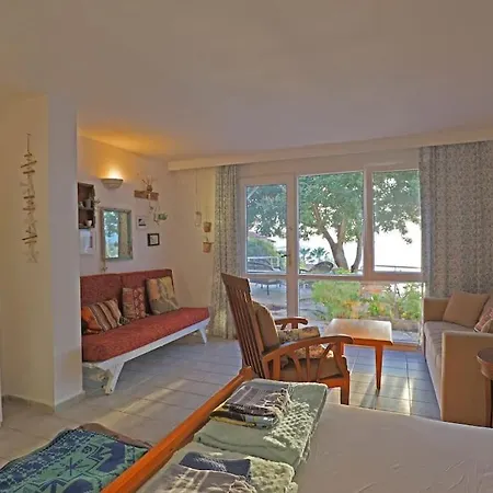 Mola 3 Apartment *